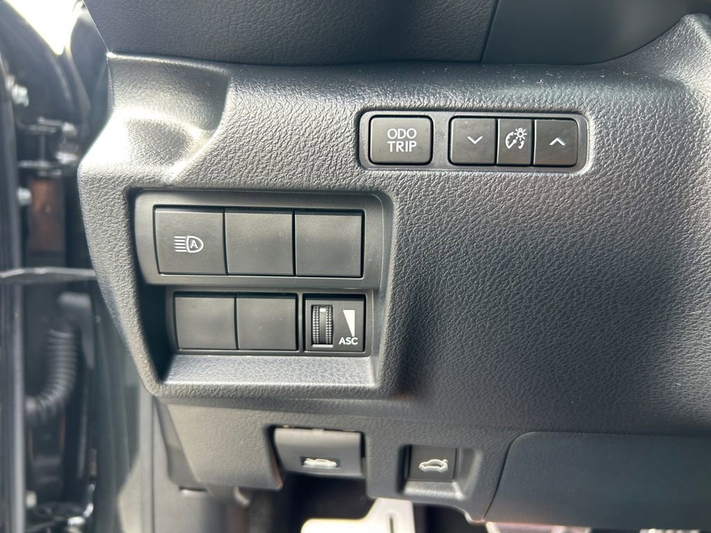 Used 2023 Lexus IS 350 F Sport AWD/4WD image 23