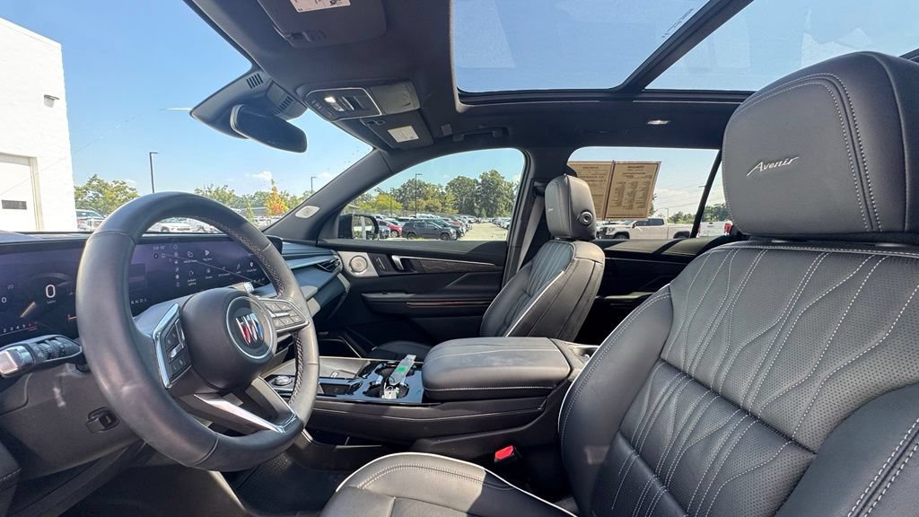 Used 2025 Buick Enclave Avenir w/ LPO, Floor Liner Package FWD image 22