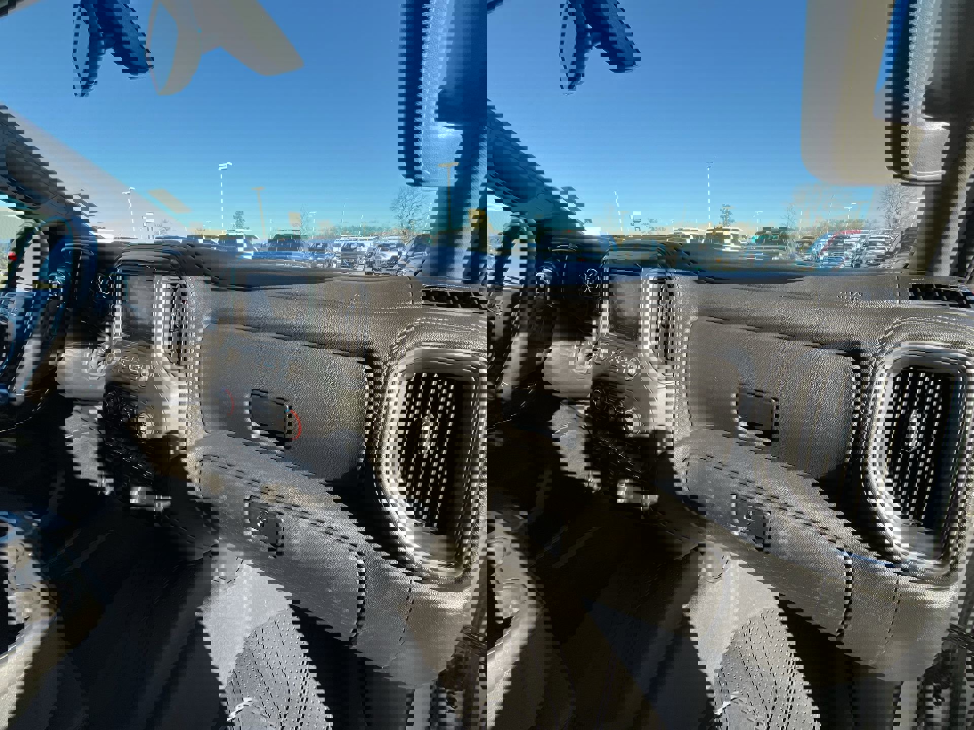 Certified 2019 Chevrolet Silverado 1500 LT w/ All-Star Edition image 29