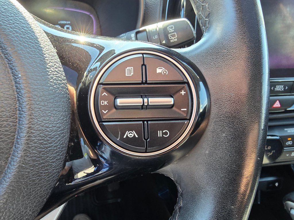 Used 2023 Kia Soul EX FWD image 7