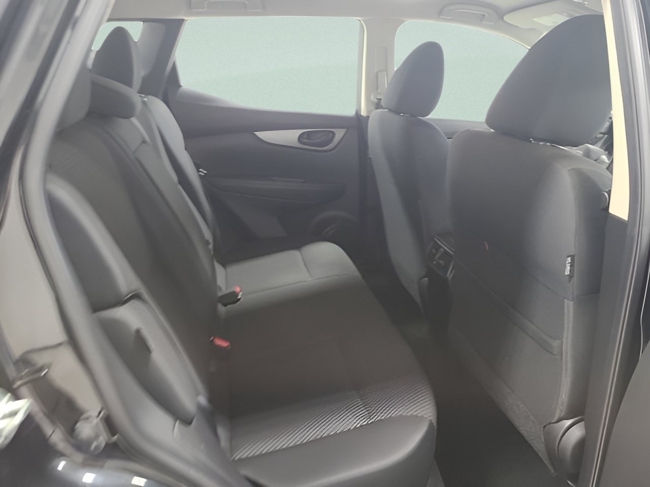 Used 2022 Nissan Rogue Sport S AWD/4WD image 14