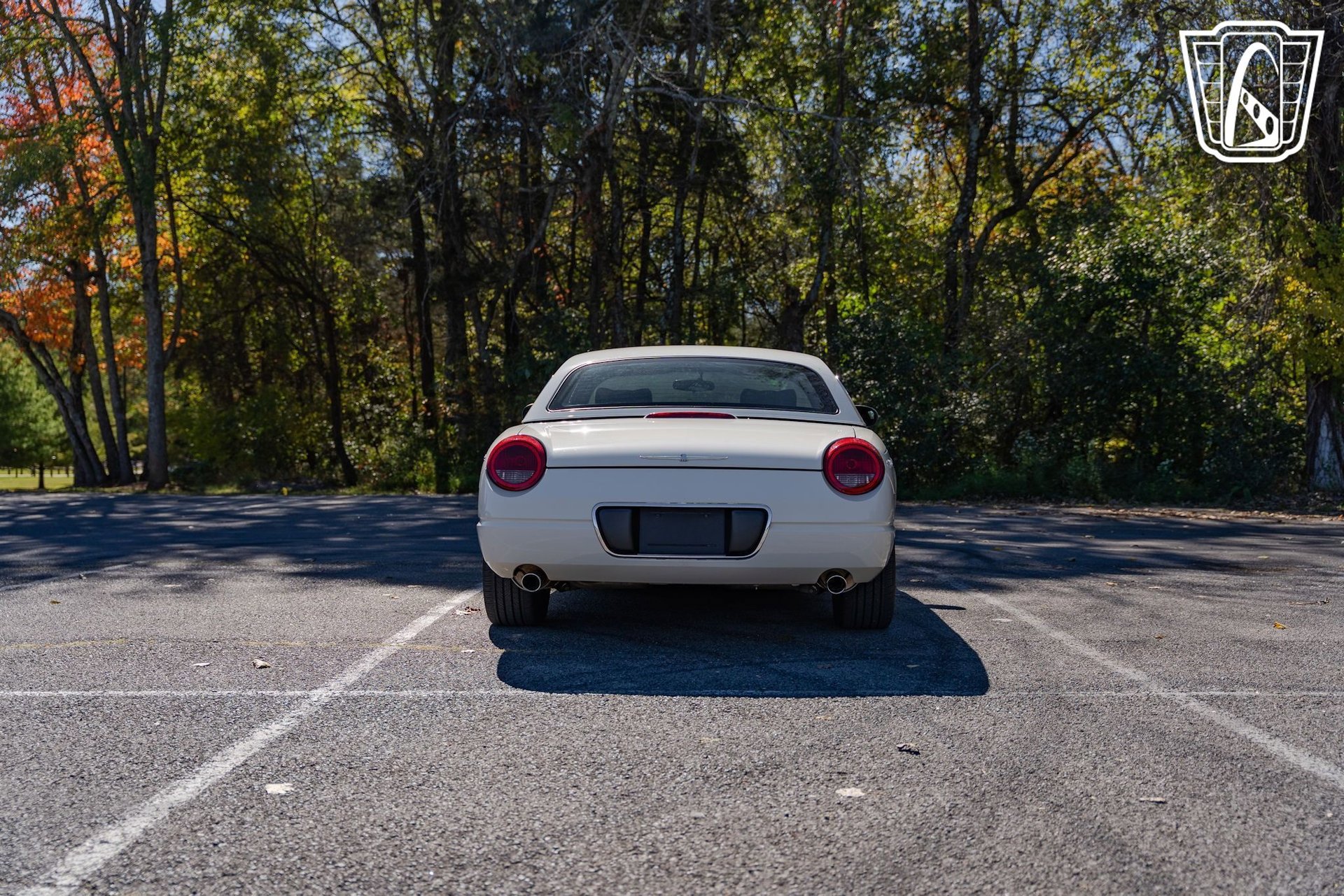 Used 2002 Ford Thunderbird image 23