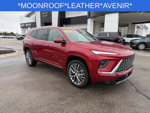 Used 2025 Buick Enclave Avenir AWD/4WD image 2