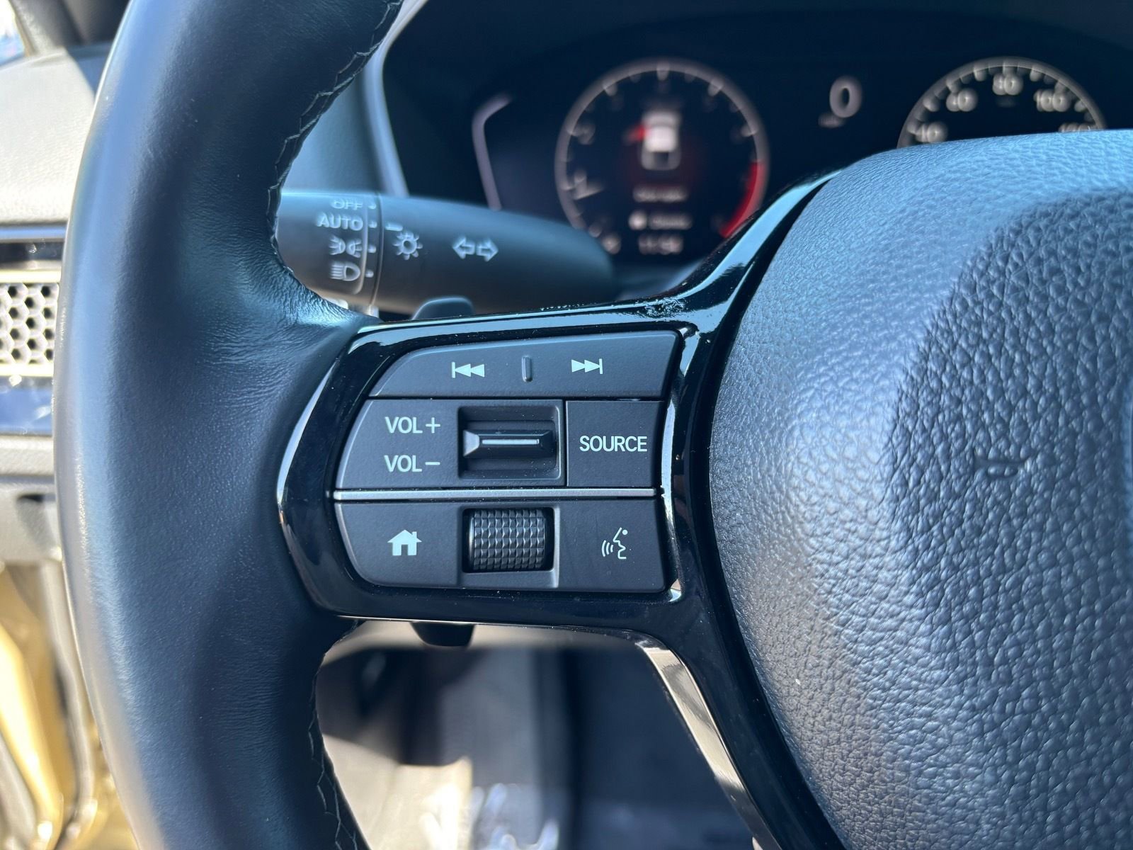 Used 2025 Honda Civic Sport image 20