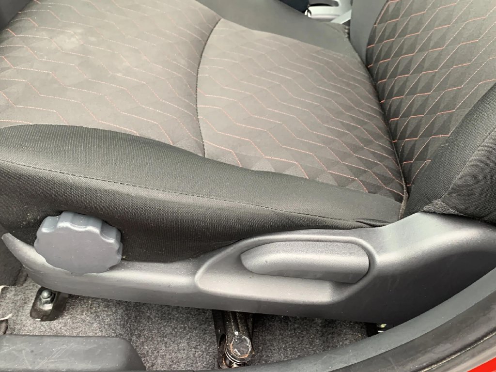 Used 2024 Mitsubishi Mirage ES FWD image 31