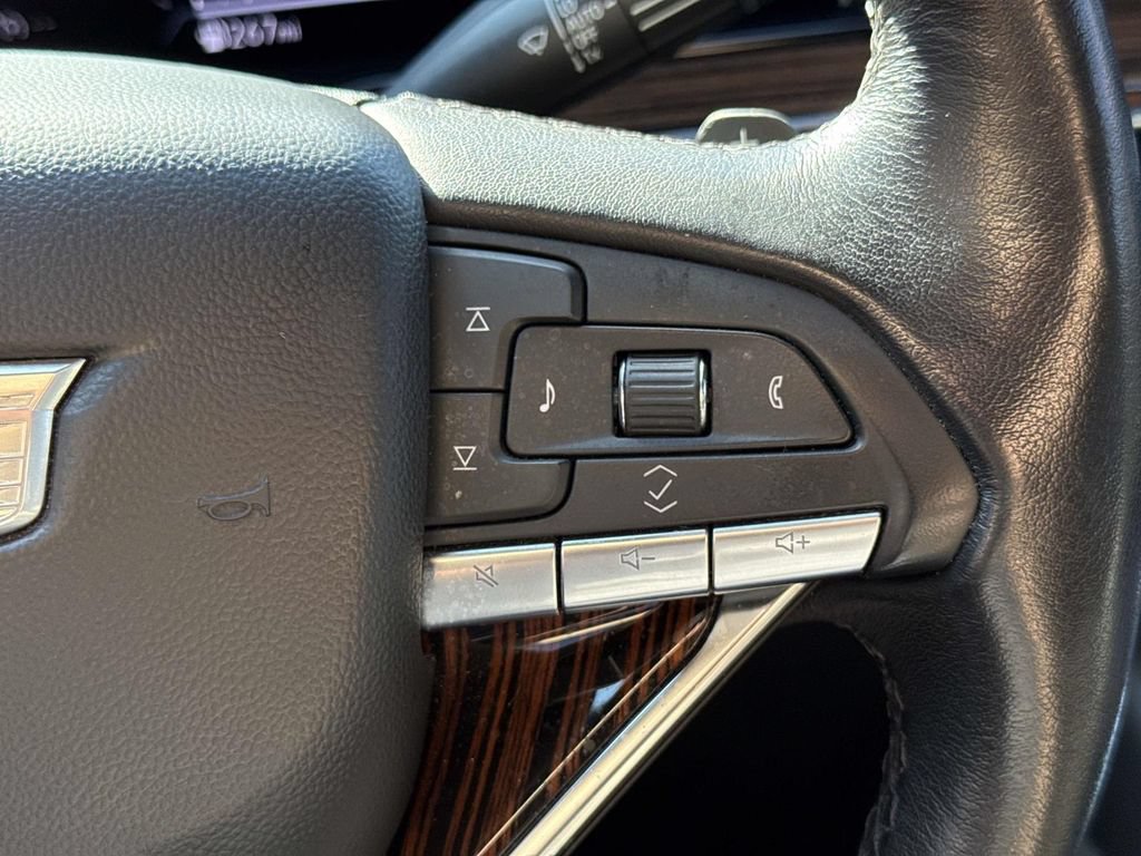 Used 2024 Cadillac Escalade ESV Luxury RWD image 36