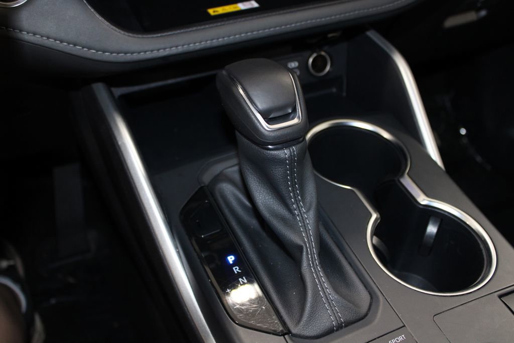 Used 2025 Toyota Highlander XSE image 47