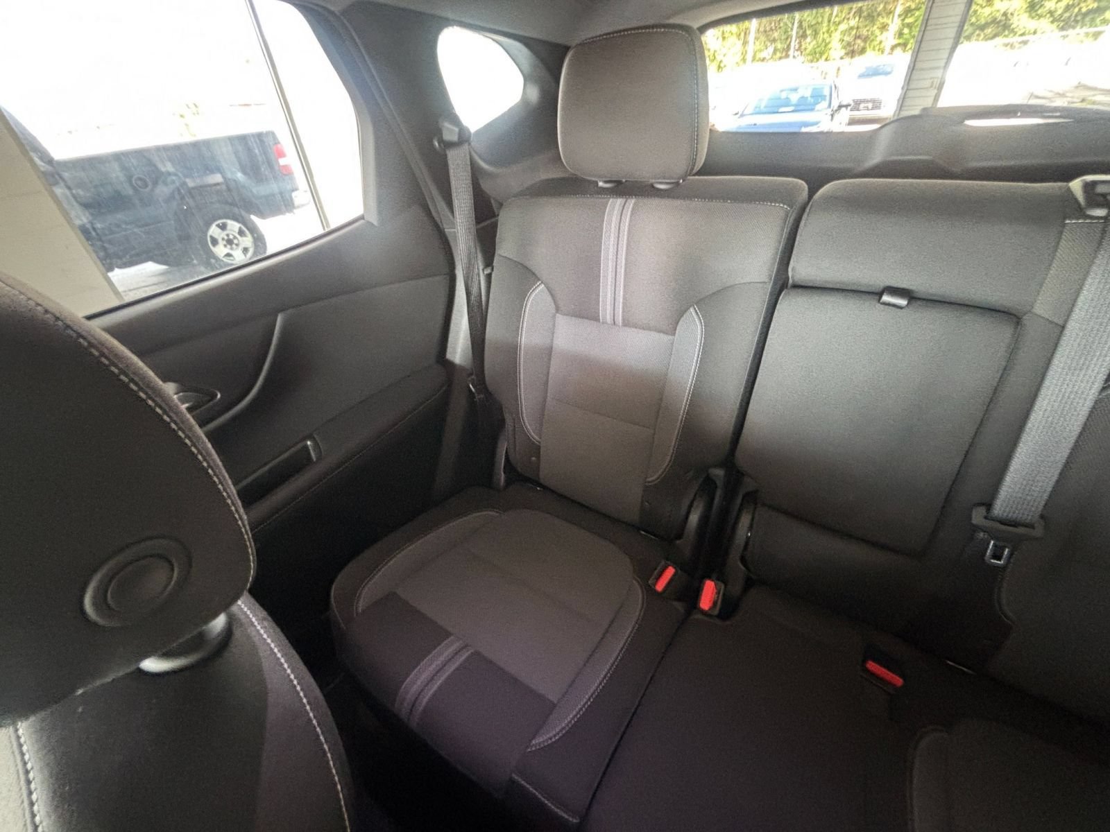 Used 2025 Chevrolet Blazer LT FWD image 39