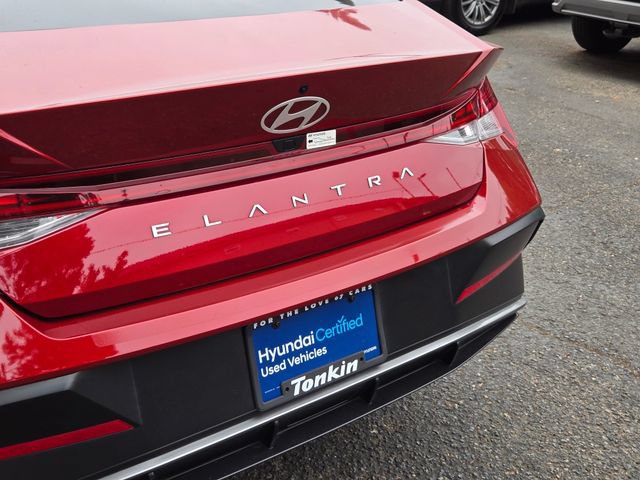 Certified 2025 Hyundai Elantra SEL FWD image 14