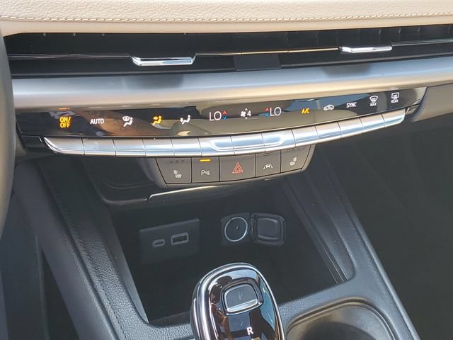Certified 2024 Cadillac XT4 Luxury w/ Cold Weather Package AWD/4WD image 24