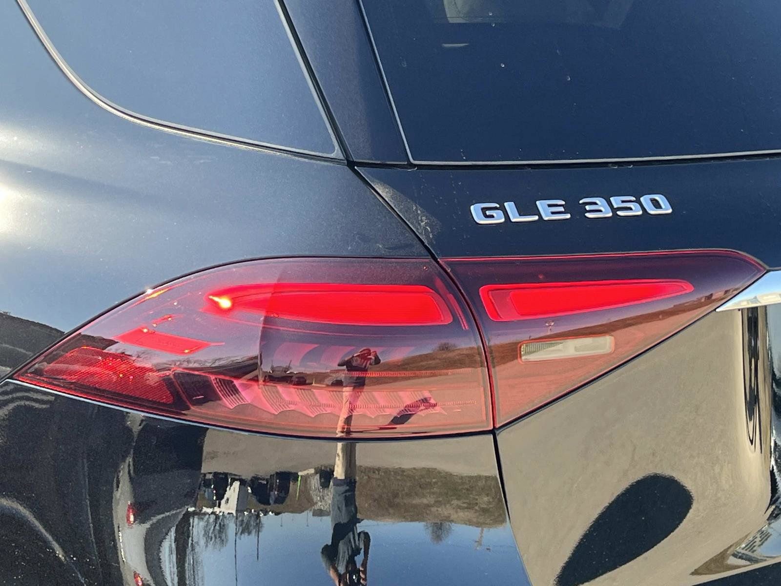 Certified 2025 Mercedes-Benz GLE 350 4MATIC image 9