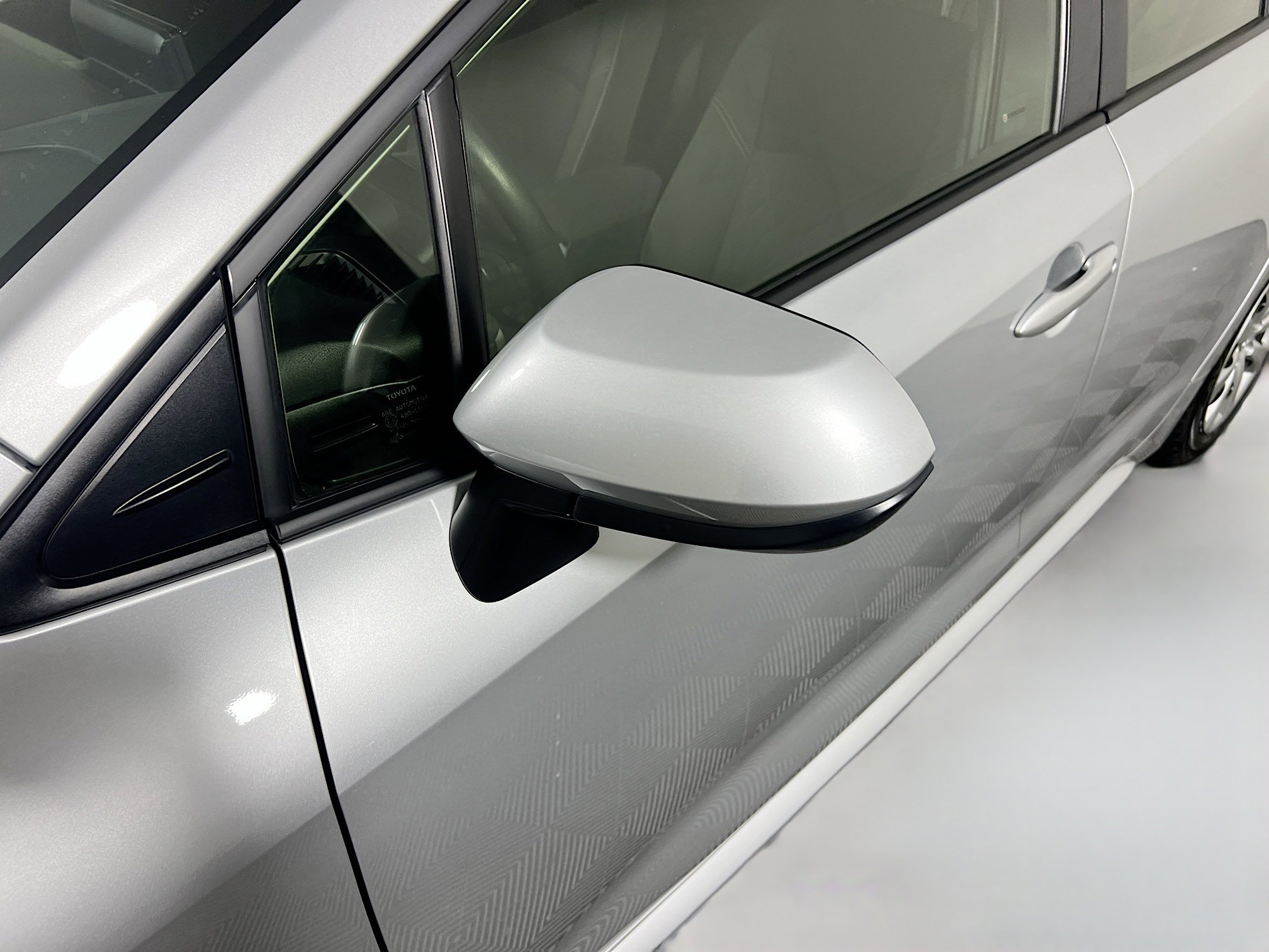 Used 2025 Toyota Corolla LE image 12