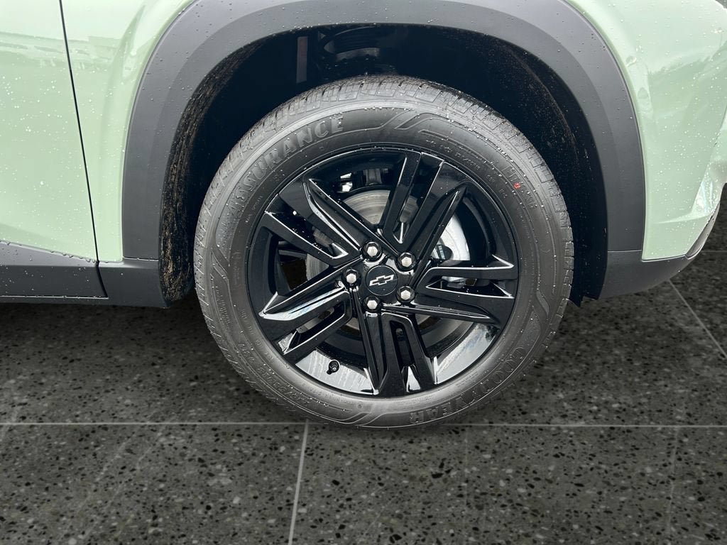 New 2026 Chevrolet Trax ACTIV w/ Sunroof Package FWD image 9