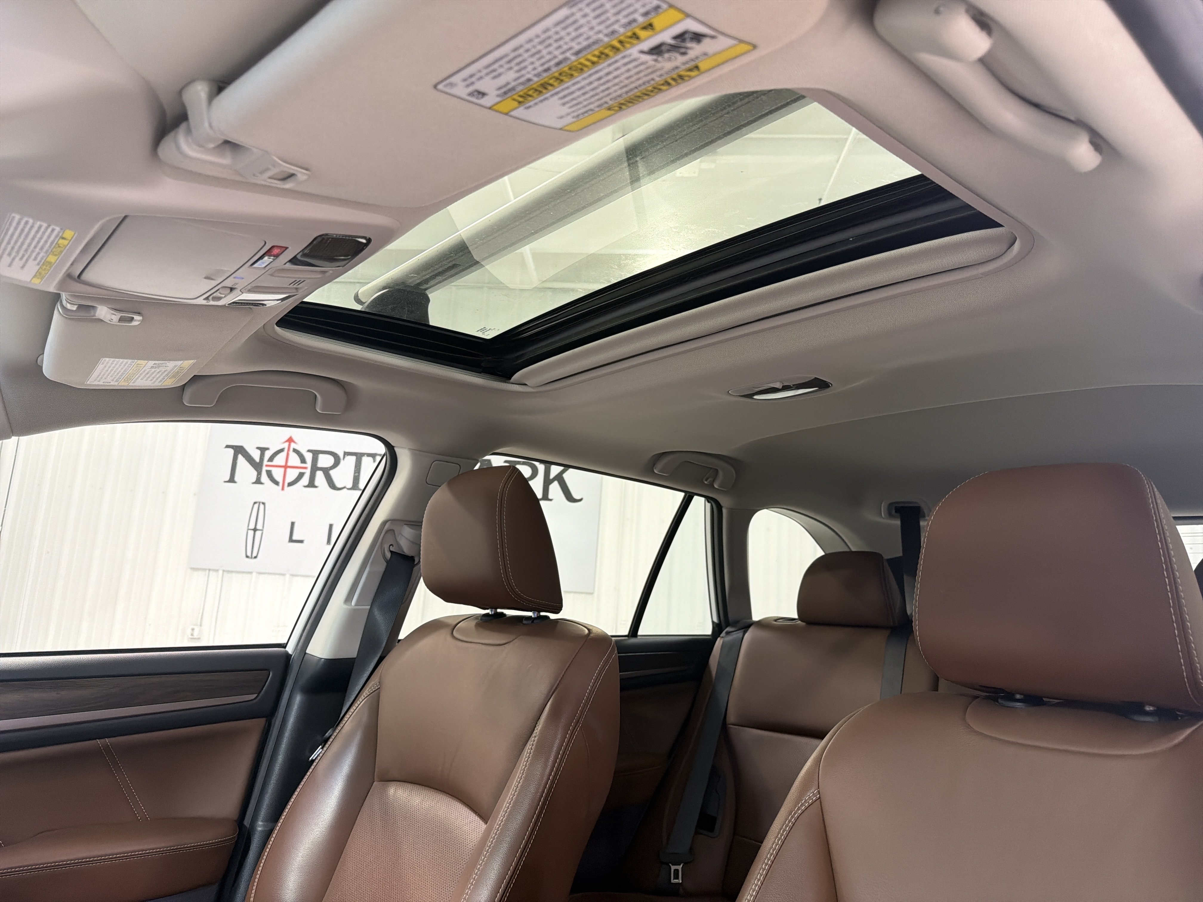 Used 2019 Subaru Outback 2.5i Touring AWD/4WD image 15