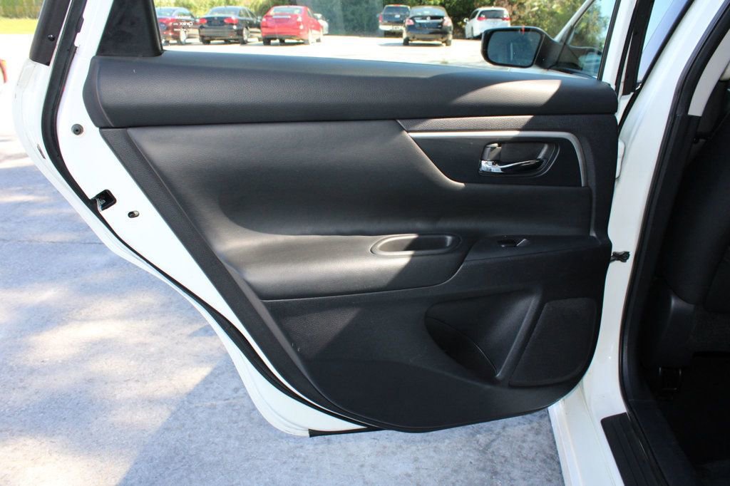 Used 2018 Nissan Altima 2.5 SV image 34