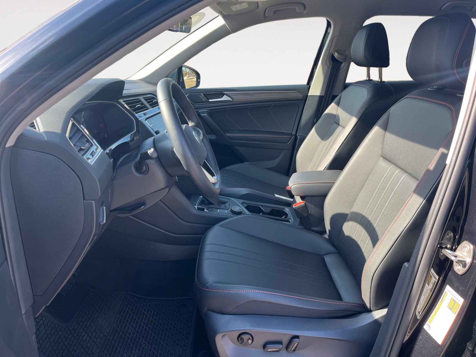 Certified 2024 Volkswagen Tiguan Wolfsburg Edition image 10