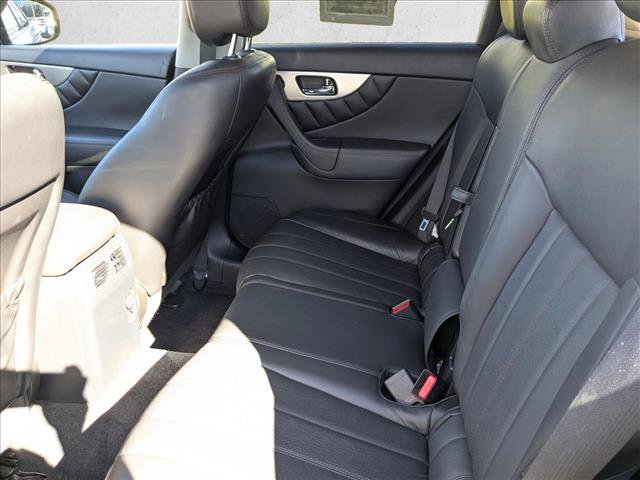 Used 2017 INFINITI QX70 AWD image 19