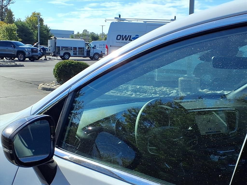 New 2026 Chrysler Voyager LX image 23