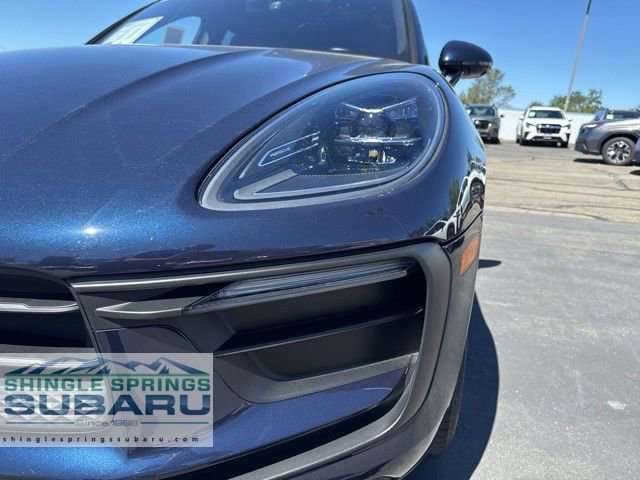 Used 2022 Porsche Macan AWD/4WD image 13