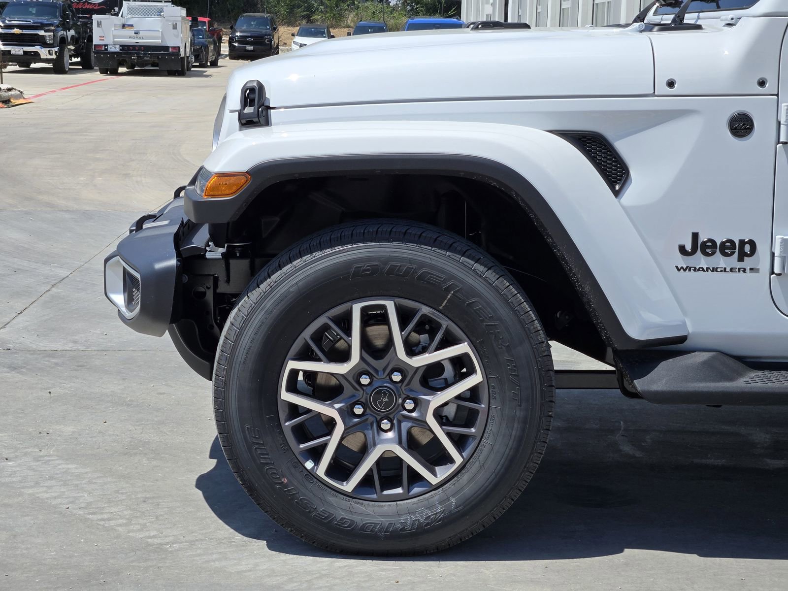 New 2025 Jeep Wrangler Sahara image 9