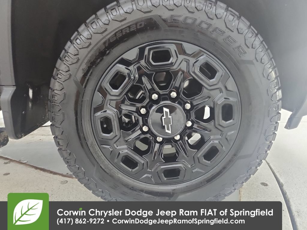 Used 2024 Chevrolet Silverado 3500 High Country w/ High Country Premium Package AWD/4WD image 33