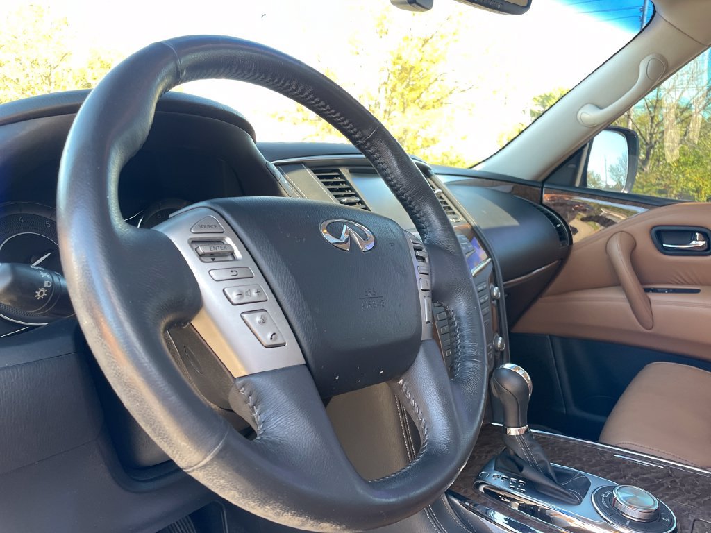 Used 2016 INFINITI QX80 4WD w/ All Season Package image 16