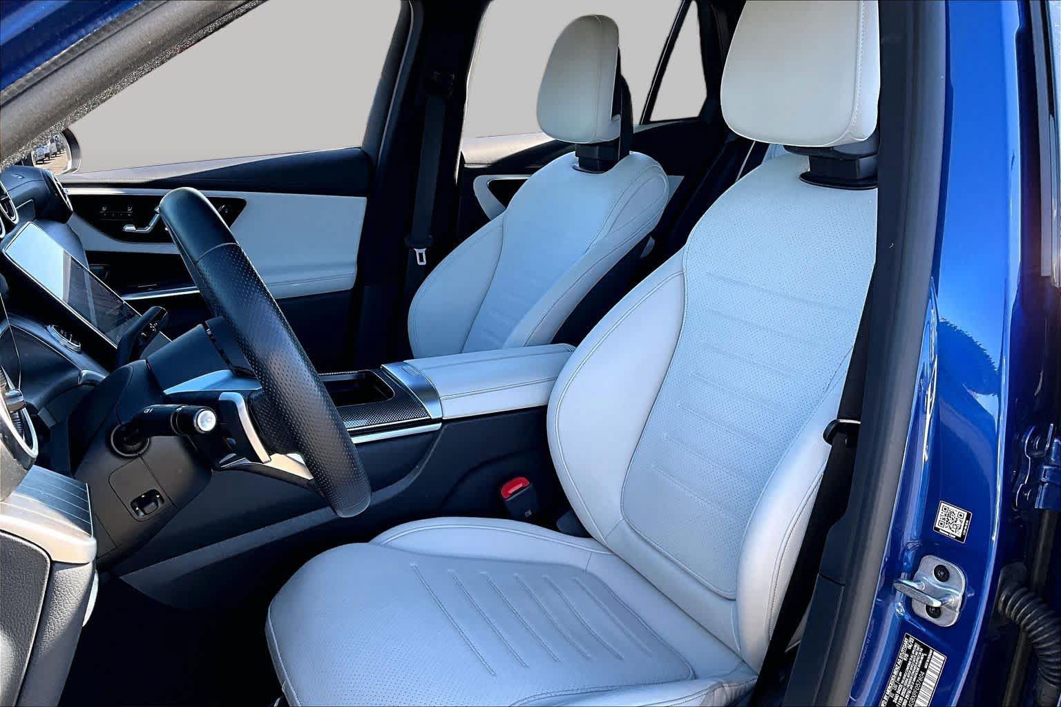 Used 2023 Mercedes-Benz GLC 300 image 7