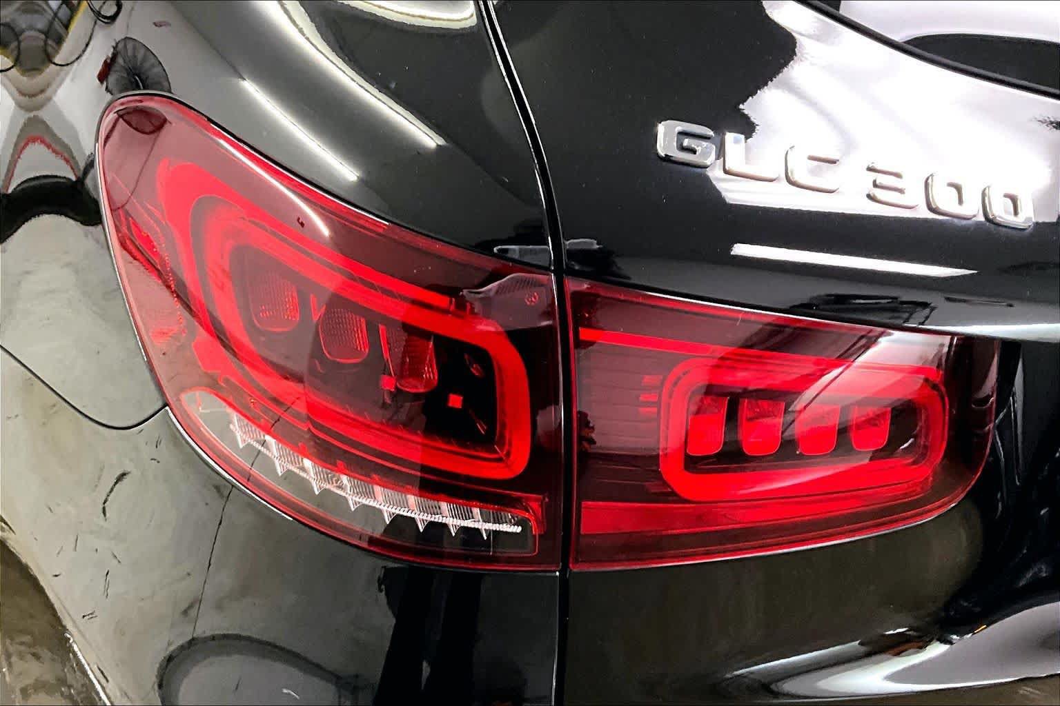 Certified 2022 Mercedes-Benz GLC 300 4MATIC image 28