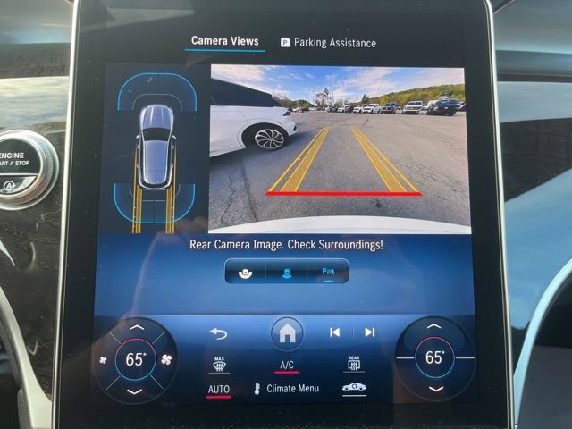 Used 2024 Mercedes-Benz GLC 300 4MATIC image 32