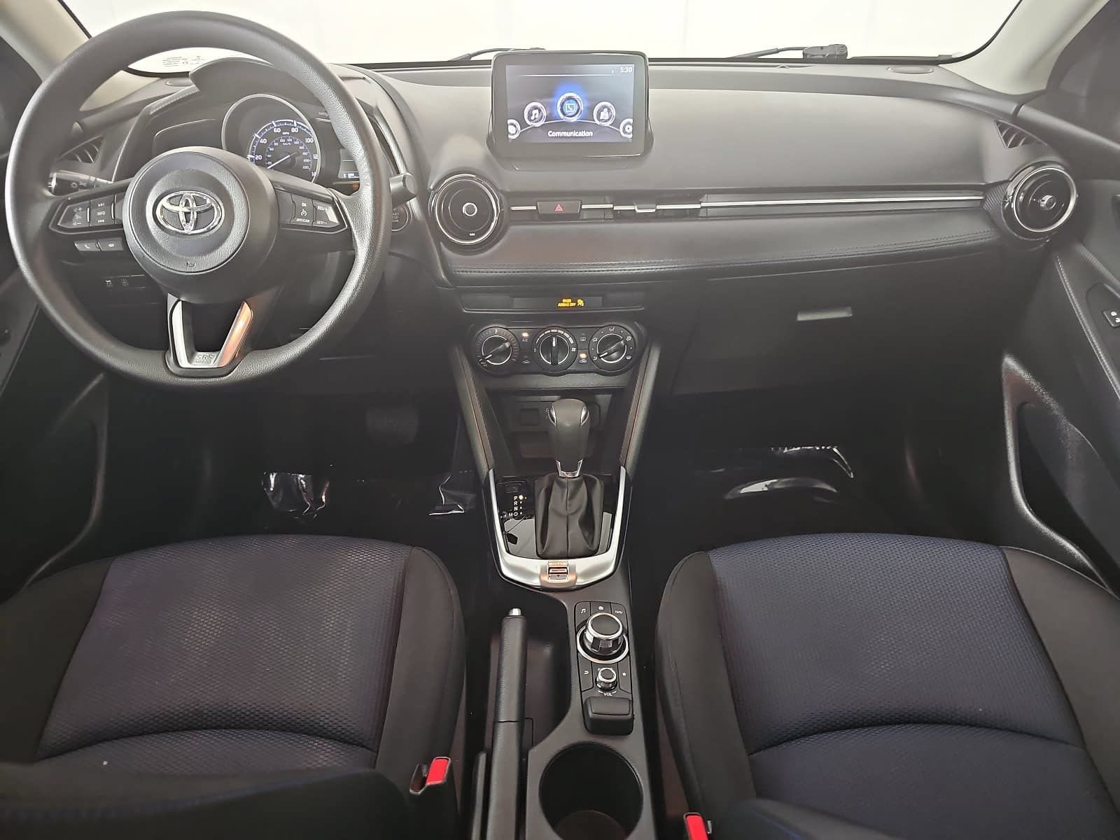 Used 2019 Toyota Yaris LE FWD image 11