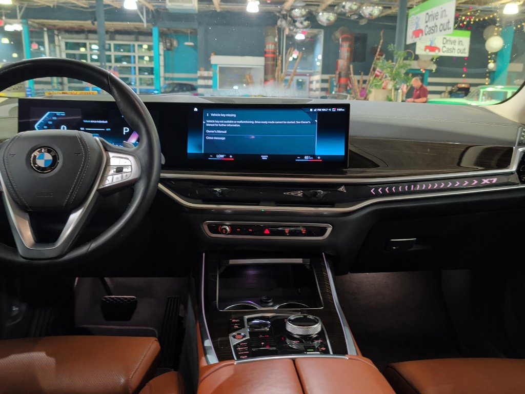 Used 2023 BMW X7 xDrive40i w/ Executive Package AWD/4WD image 14