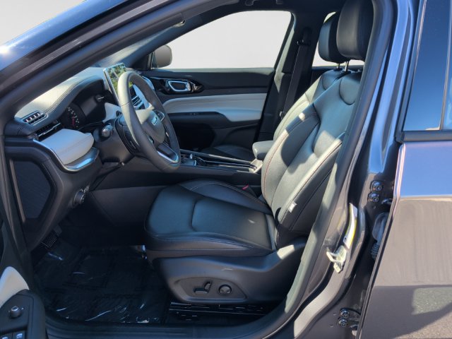 Used 2024 Jeep Compass Limited AWD/4WD image 11