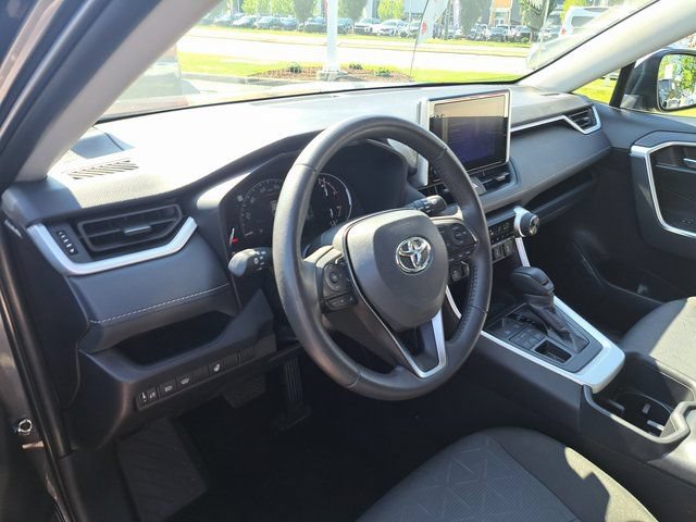 Used 2025 Toyota RAV4 XLE w/ Weather Package AWD/4WD image 13