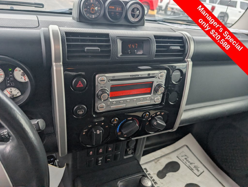 Used 2014 Toyota FJ Cruiser 4WD w/ Upgrade Package image 19