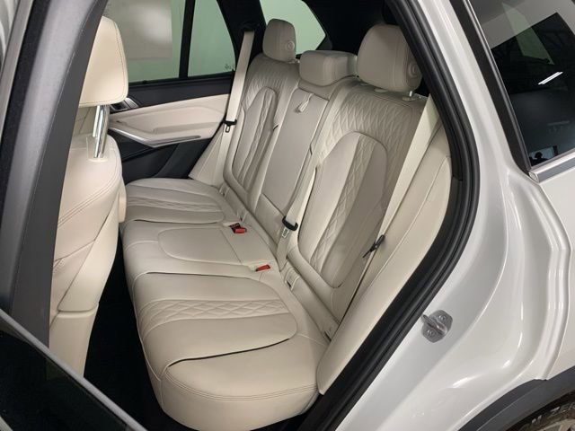 Used 2023 BMW X5 xDrive40i w/ Premium Package image 34