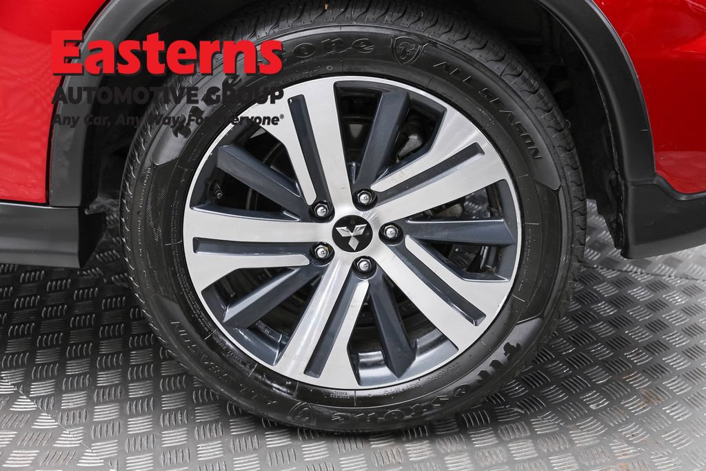 Used 2025 Mitsubishi Outlander Sport ES AWD/4WD image 8