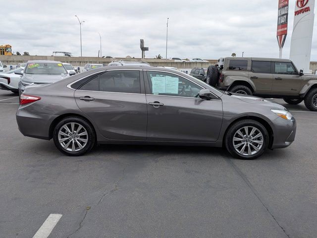 Used 2017 Toyota Camry XLE FWD image 4