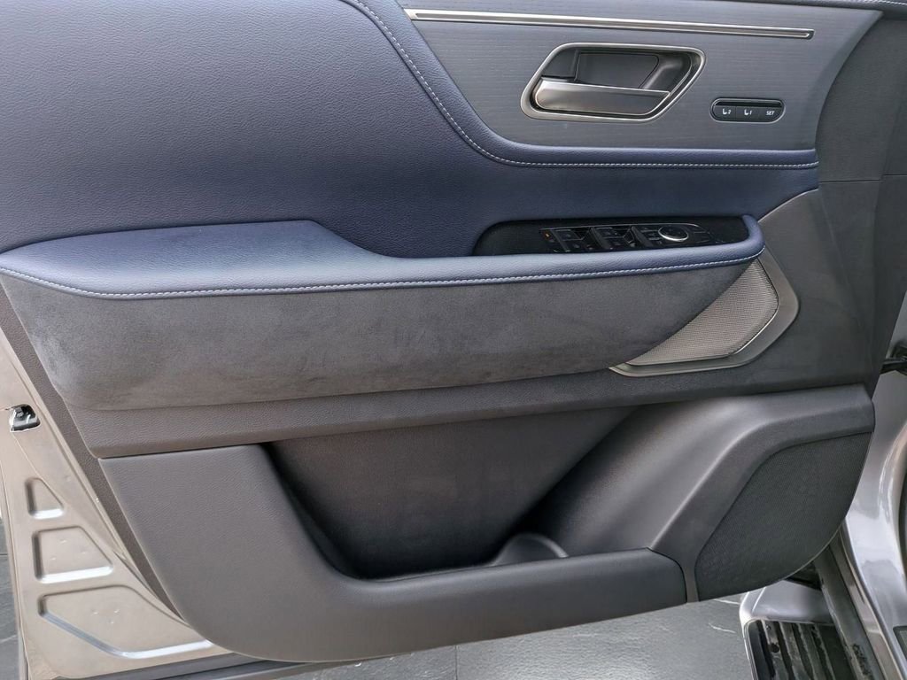 New 2026 INFINITI QX80 4WD w/ Sport Exterior Package image 15