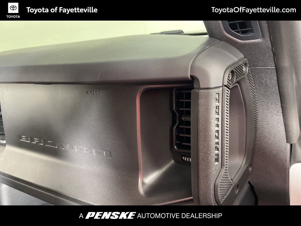 Used 2025 Ford Bronco Badlands image 19