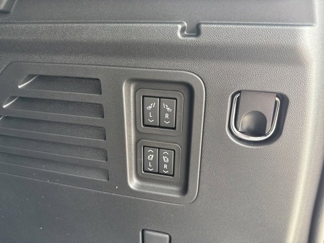 New 2026 Buick Enclave Preferred w/ Power Package image 14