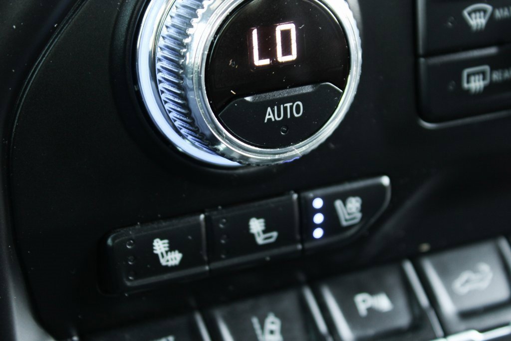 Used 2020 GMC Sierra 2500 AT4 image 33