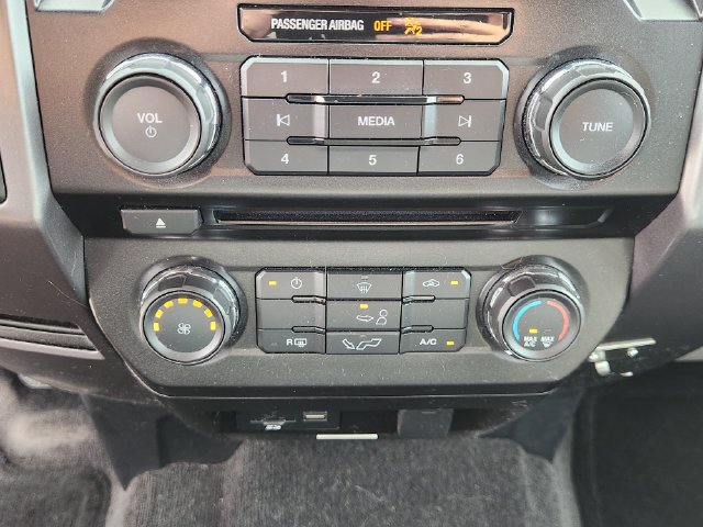 Used 2015 Ford F150 XLT w/ Equipment Group 301A Mid RWD image 19