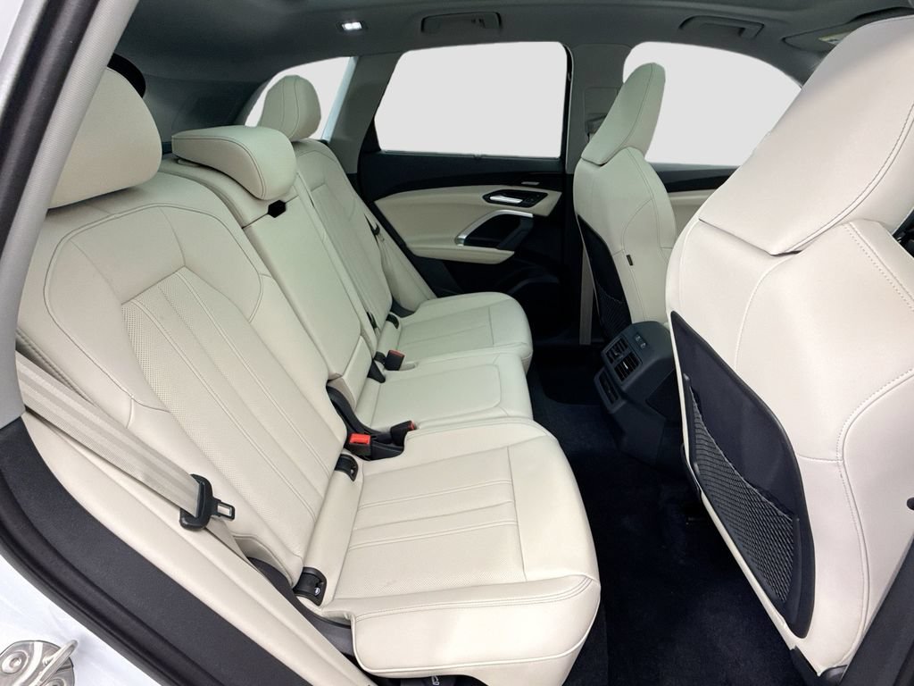 Used 2025 Audi Q5 Premium Plus w/ Premium Plus AWD/4WD image 22