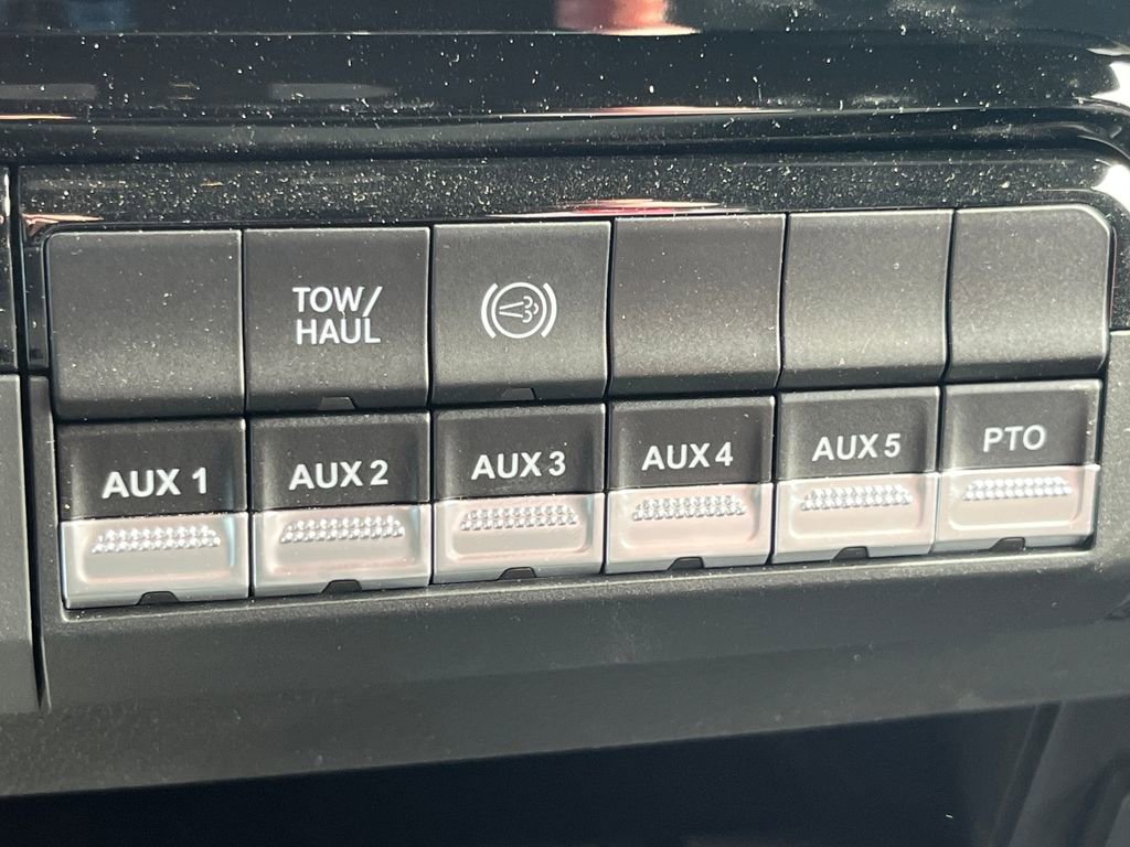 New 2025 RAM 5500 Tradesman image 19
