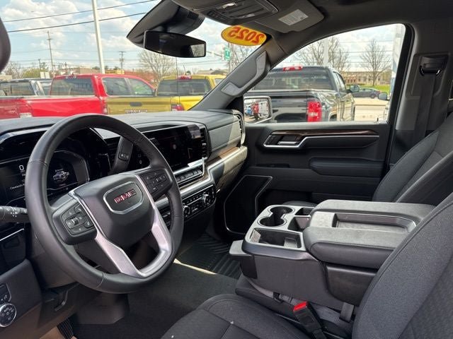 Used 2025 GMC Sierra 1500 Elevation AWD/4WD image 10