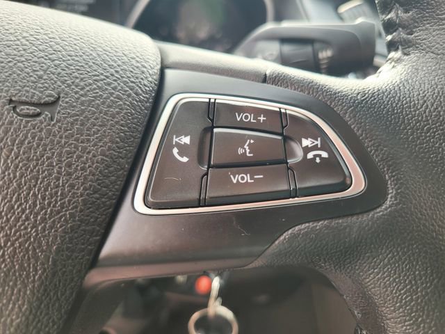 Used 2015 Ford Focus SE w/ Equipment Group 201A image 25