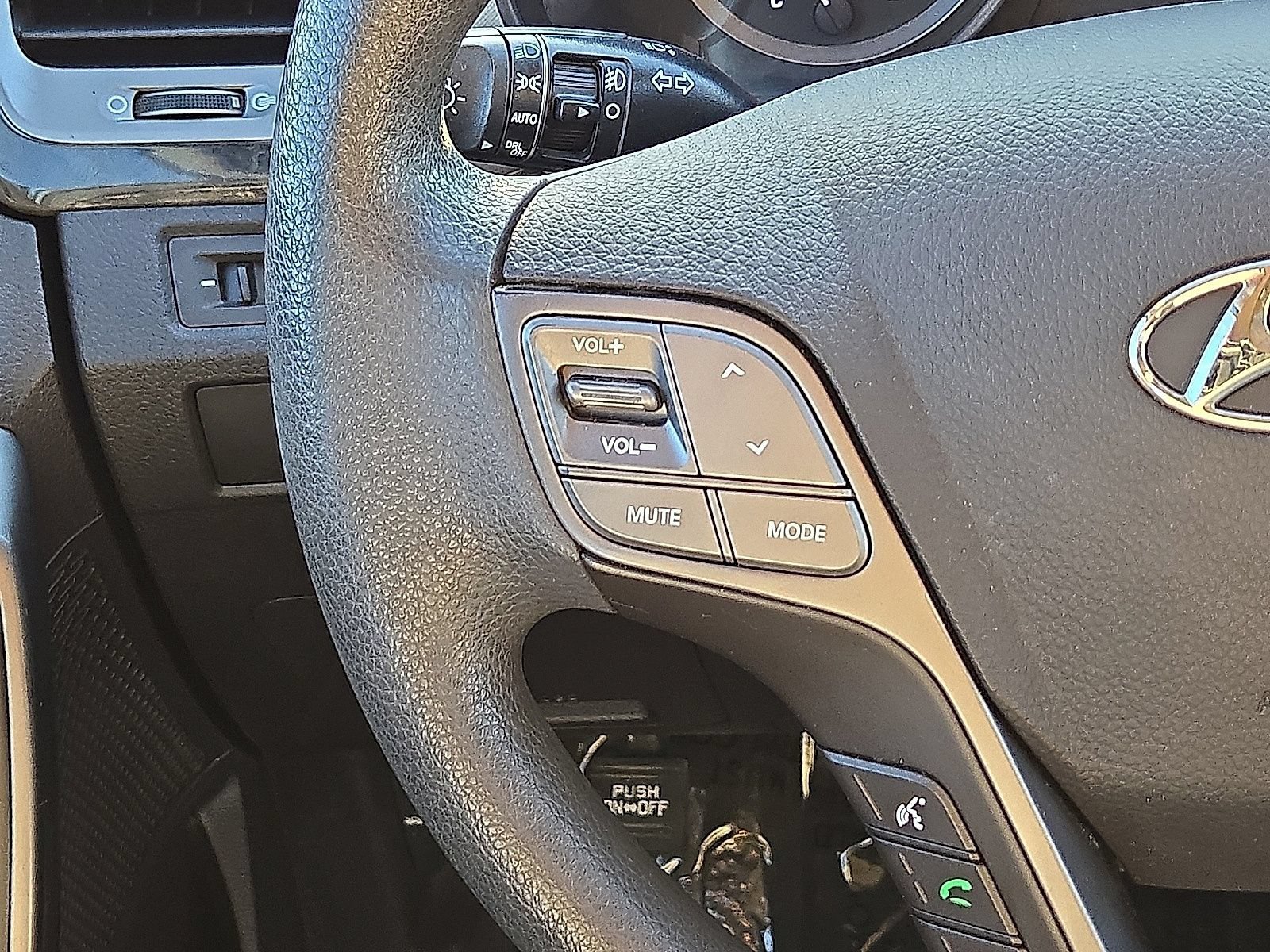 Used 2017 Hyundai Santa Fe Sport FWD image 18