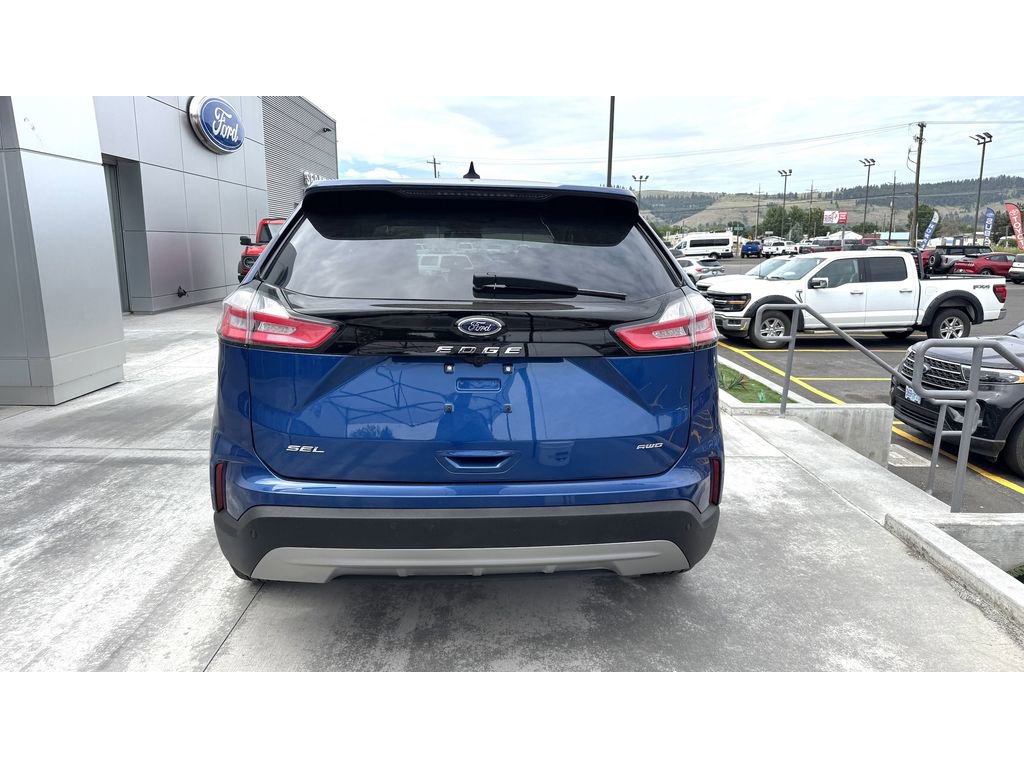 Used 2024 Ford Edge SEL image 6