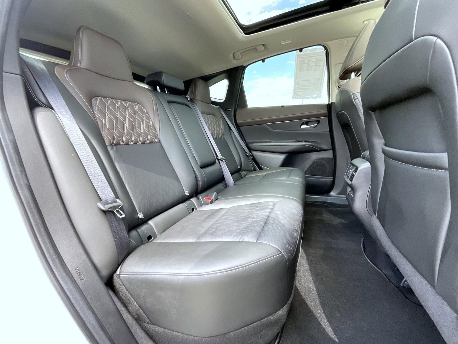 Certified 2025 Nissan Murano Platinum w/ Cargo Package AWD/4WD image 20