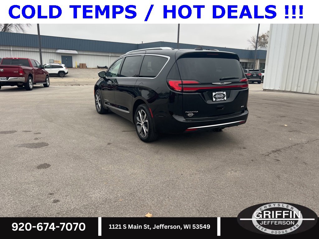 New 2026 Chrysler Pacifica Pinnacle w/ Trailer Tow Group image 12